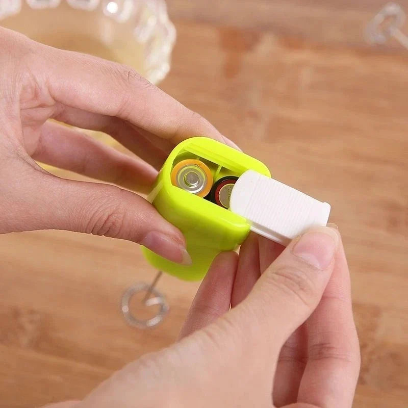 Handheld Milk Frother — Café-Style Foam in Seconds